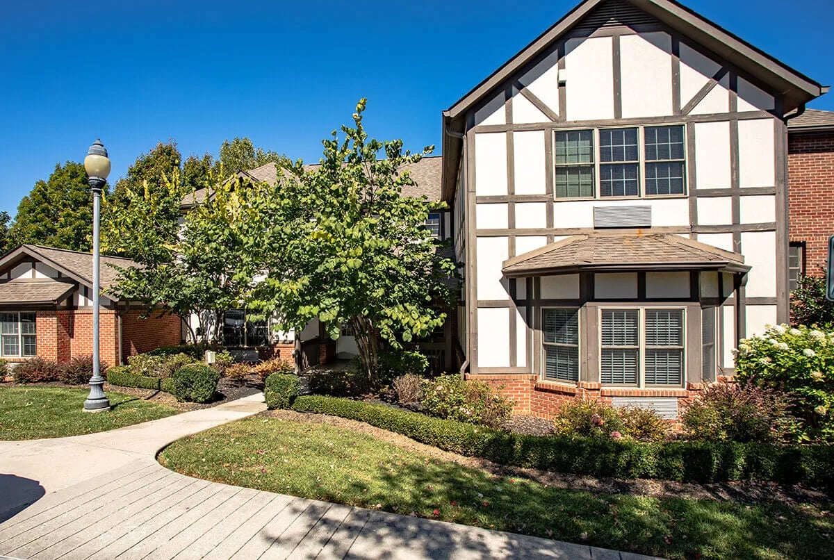 Senior Living Community Deane Hill Place, Knoxville, TN